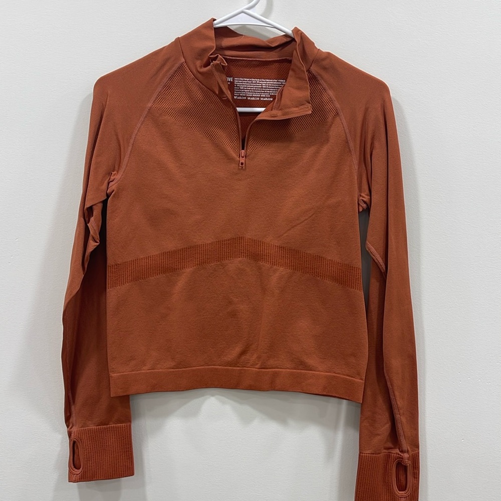 1/2 zip top